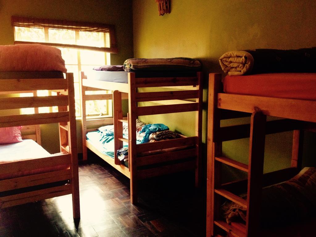 Port Saint Johnʼs Jungle Monkey Backpackersホステル 部屋 写真